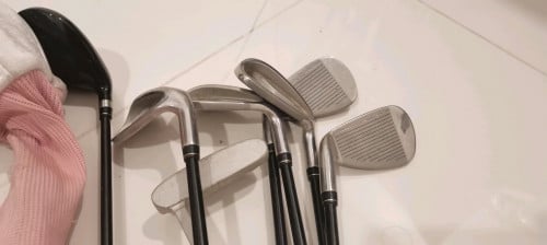 លក់ដងវាយGolf (នៅថ្មី) កាលទិញថ្មី $160