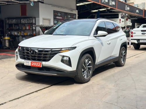 ថ្មីស្អាតណាស់ Hyundai Tucson 2022
