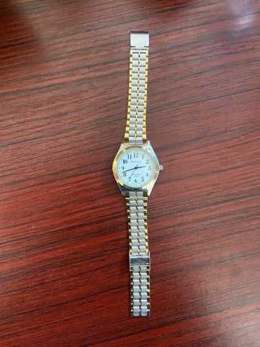 និឡិកាខ្សែដៃរ innox