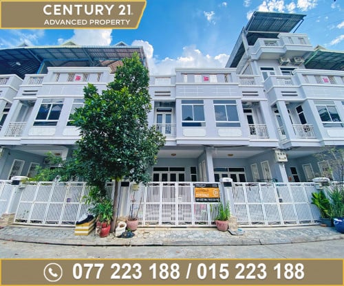🏘 វីឡាកូនកាត់ (LH) ក្នុងបុរី លីមឈាងហាក់ (គីឡូម៉ែត្រលេខ6) ត្រូវការលក់បន្ទាន់ខ្លាំង