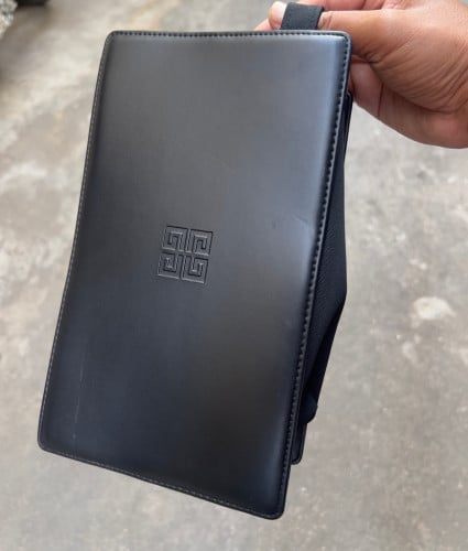 Givenchy Parfume Men’s Travel Pouch Toiletry Black Bag