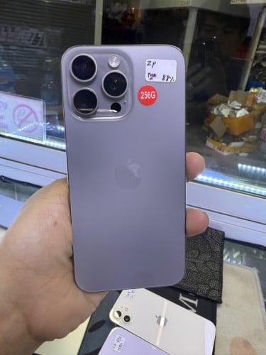 Iphone15promax ( ZP battery 88% ស្អាត 99% )