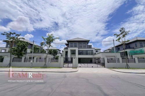 King Villa For Rent | Borey Chip Mong Land Parkland 6A
