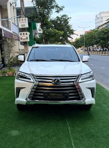 Lexus Lx570 Arab 2016 ស្លាកលេខ​ PP 2BB-xxxx ម្ចាស់ដេីម​ទីមួយ​ទិញខ្លាញ់គោ​