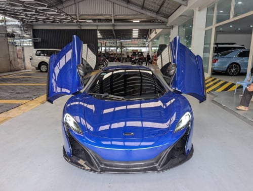 McLaren 650S 2015