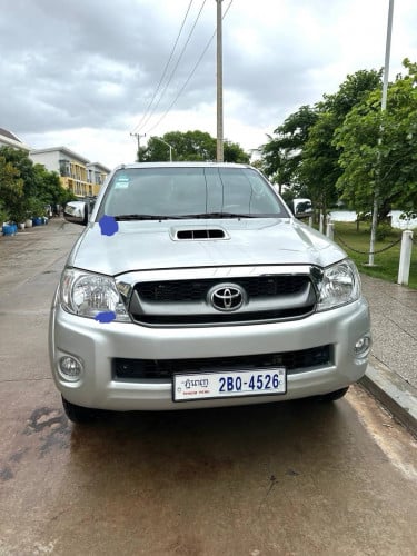 Toyota Vigo 2009 លេខអូតូកាពីតាស់ឆ្វេងហ្សីន