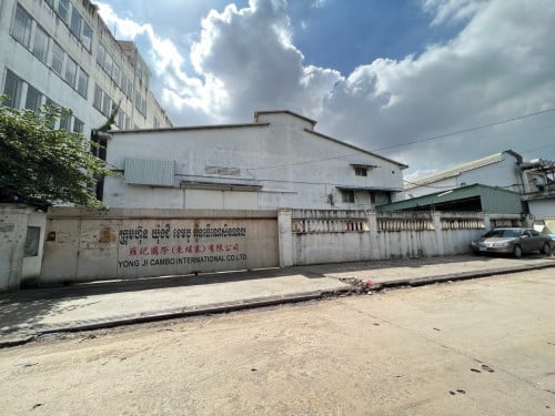 Warehouse for Sale in Stueng Mean chey