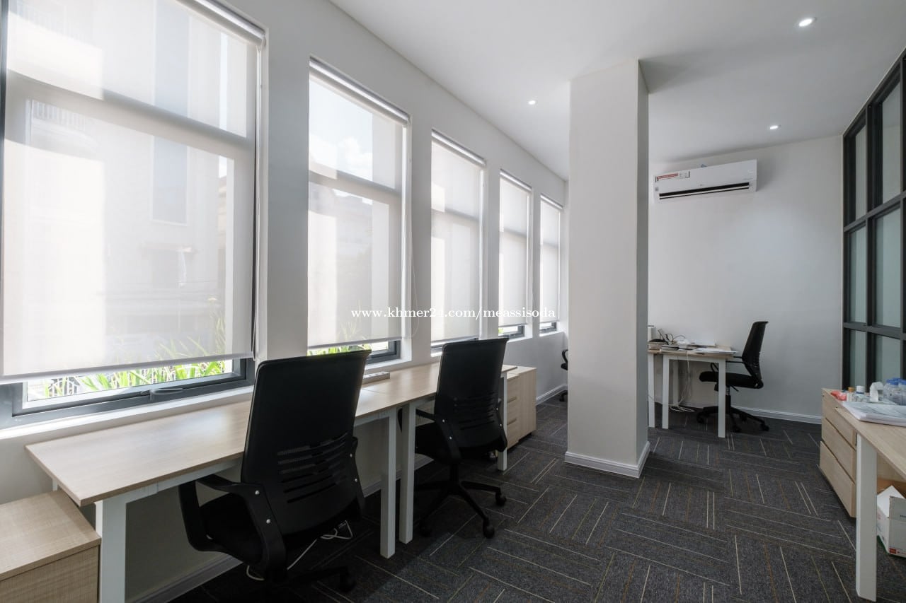 Serviced Office for Rent, Ideal for 5 People in Doun Penh – Fully Furnished