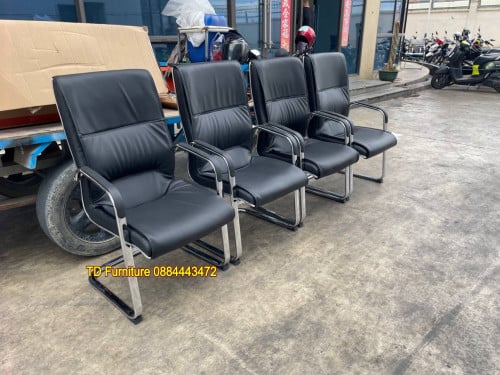 កៅអីប្រជុំ ស្បែក