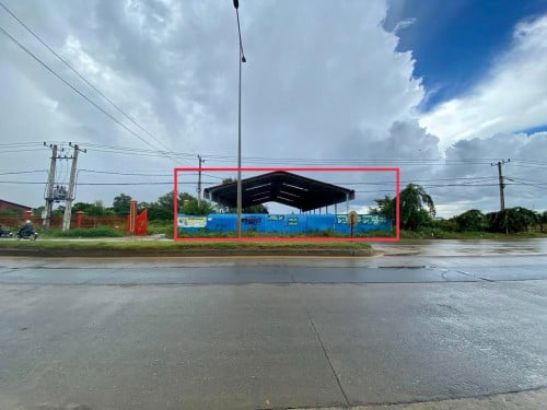 ដីលក់លើផ្លូវហានូយ