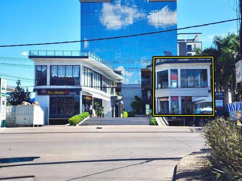 ហាងសំរាប់ជួលផ្លូវ២០០៤សែនសុខ  / Shop for rent​ St 2004 Sensok