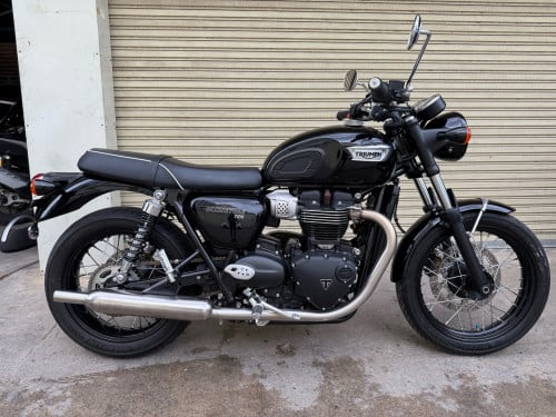 2024 Triumph Bonneville T100