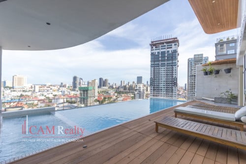 5 Bedroom Penthouse Serviced Apartment For Rent in Toul Kork