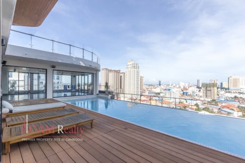 5 Bedroom Penthouse Serviced Apartment For Rent in Toul Kork