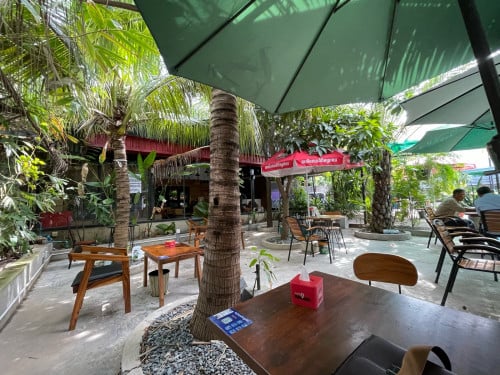 Coffee shop for rent