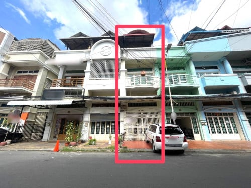 Flat for Rent at Tumnob Tuek, Phnom Penh