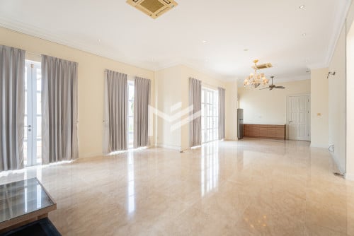 Villa 5 Bedrooms For Rent At Grand Phnom Penh.