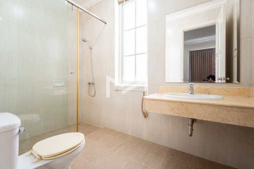 Villa 5 Bedrooms For Rent At Grand Phnom Penh.