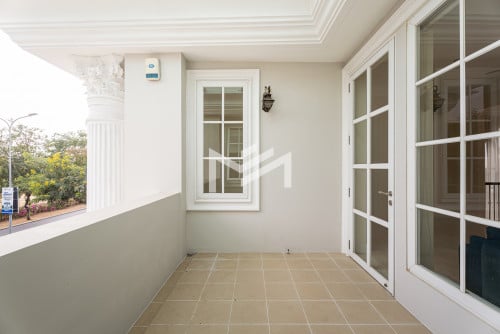 Villa 5 Bedrooms For Rent At Grand Phnom Penh.