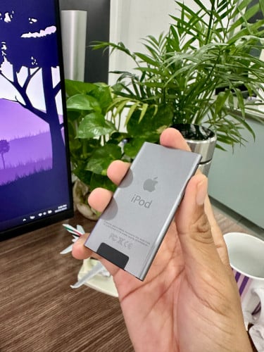 iPod nano 7th 16GB ពណ៌កំរ (Bluetooth) + ថែម case