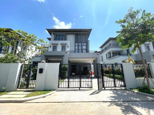 Luxury Villa for Sale at Chip Mong Parkland 598, Phnom Penh