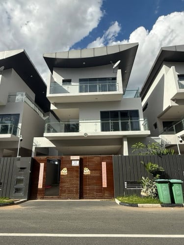 Luxury Villa Rent 7,000$