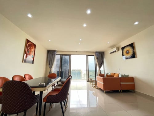 Penthouse 4 Bedroom For Rent at The Peak Condo