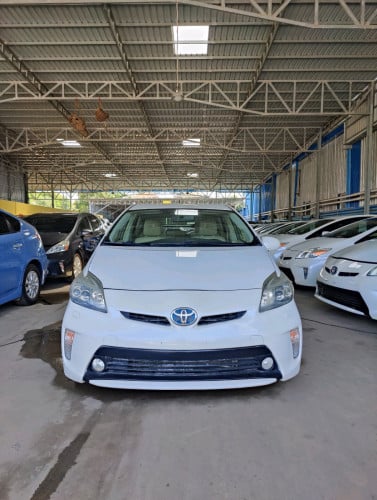 Prius 2014 opt 5 7,000$ ដកឡាន