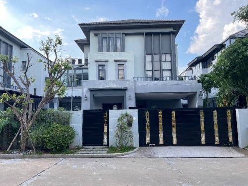 Queen Villa for rent at borey Chipmong 598