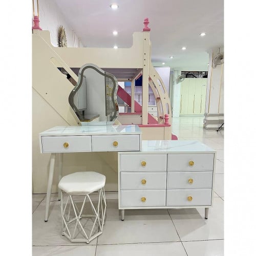 ទូដាកគ្រឿងសំអាង