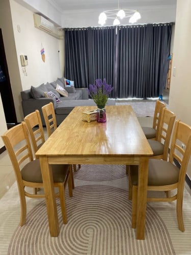 ឈុតតុកៅអីផ្ទះបាយ