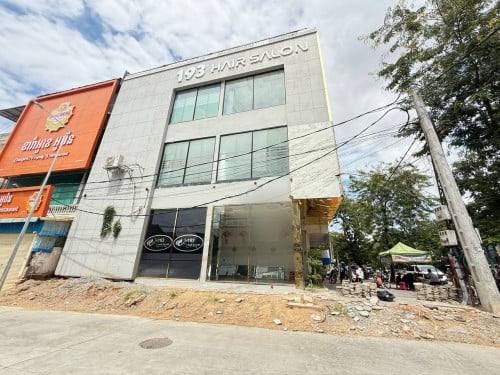 ផ្ទះជួលនៅលេីផ្លូវធំទួលទំពូង