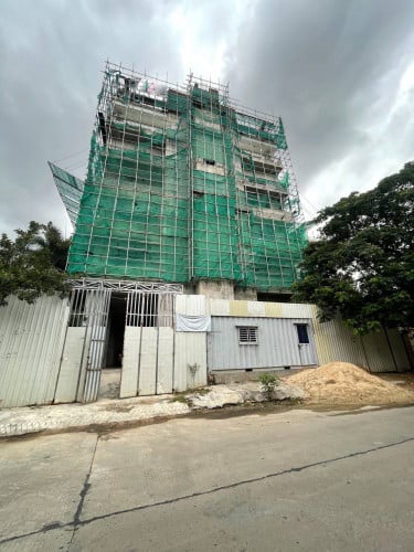 អាគារសំរាប់លក់បន្ទាន់នៅទួលគោក