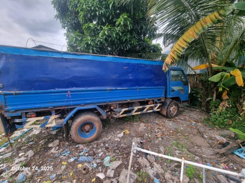 លក់ឡានបន្ទាន់