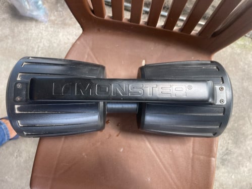 លក់បាស់អាមេរិច 33$ Monster Advanceturere Force ស្អាត (40w)