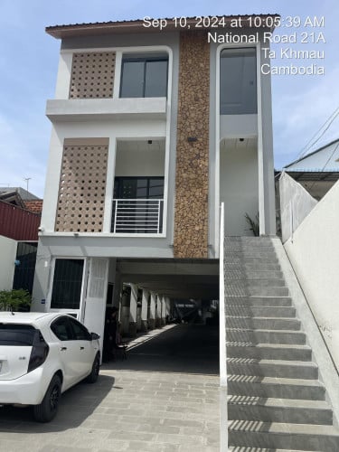 ផ្ទះជួលលក់ចំនួន40បន្ទប់ក្រុងតាខ្មៅ