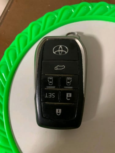 សោរសុីនAlphard019 japan (100%នៅដើរ)