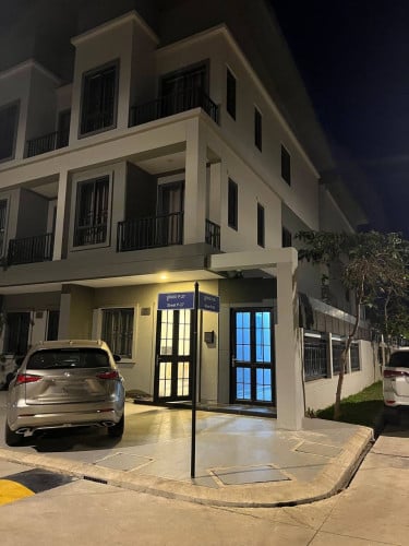 🏡 វីឡាកូនកាត់លក់បន្ទាន់ នៅ បុរី​ ជីប ម៉ុង ផាកលេន​ 6A ផ្ទះកែង​ (E0 E1 E2)