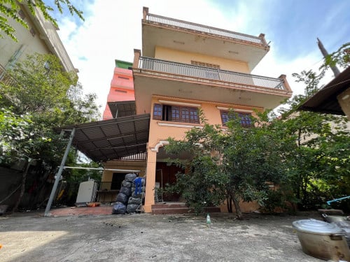 🔰ផ្ទះវីឡាសម្រាប់ជួល នៅភូមិចំរើនផល