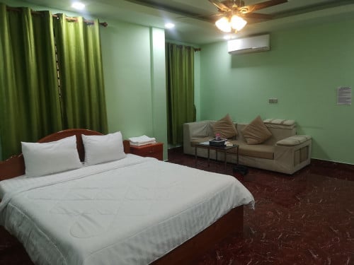 10 Bedroom Building For Rent in Khan Sen Sok