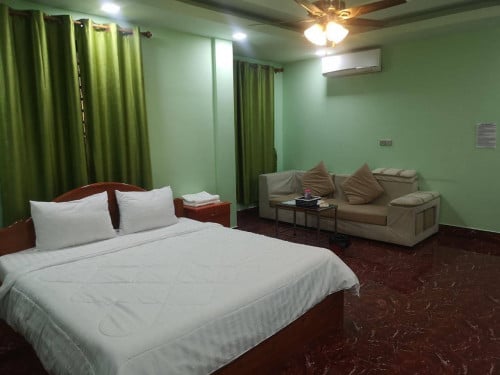 10 Bedroom Building For Rent in Khan Sen Sok