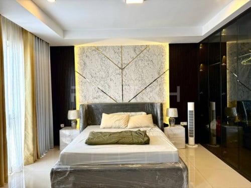 4Bedroom villa for rent Near the old international airport