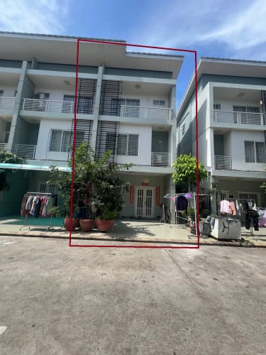 LC2វីឡាសម្រាប់លក់នៅបុរីប៉េងហួត598