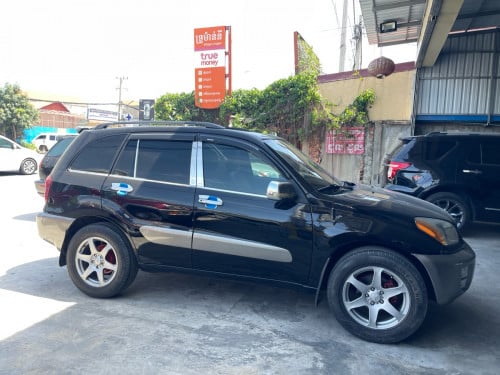 RAV 4 ឆ្នាំ 2001 ឡានស្អាត គ្រឿងក្នុងថ្មី មិនបុកមិនប៉ះ មុខក្រោយស្អាត