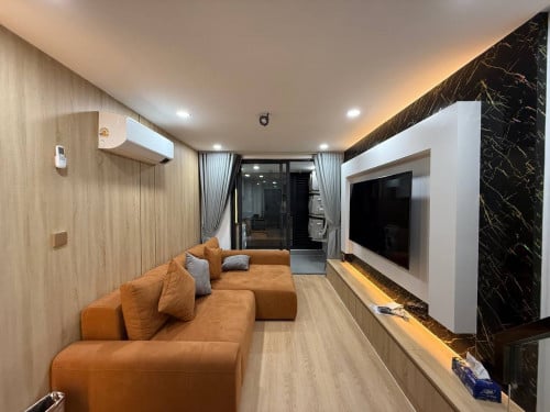 U Mall 2 Bedroom for Rent