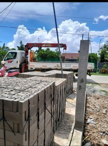 ឥដ្ថបរិស្ថាន