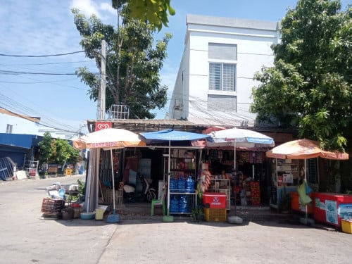 ផ្ទះកែងលក់បន្ទាន់