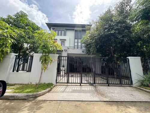 វីឡាឃ្វីនសម្រាប់ជួល នៅក្នុងបុរីជីបម៉ុង ដឹផាកលែន ផ្លូវ ឯ.ឧ ជាសុផារ៉ា