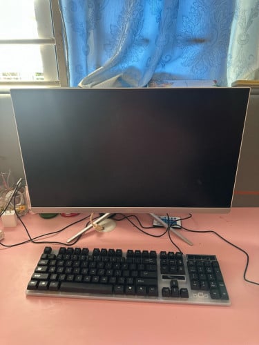 កុំព្យូរទ័រ+កៅអី