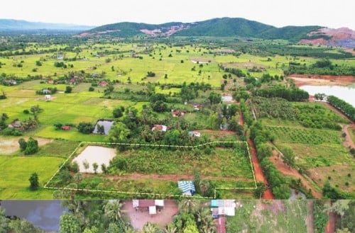 ដីលក់បន្ទាន់ ក្រវ៉ាតក្រុងកំពត